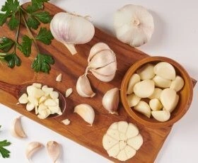 Dehydrated-Garlic